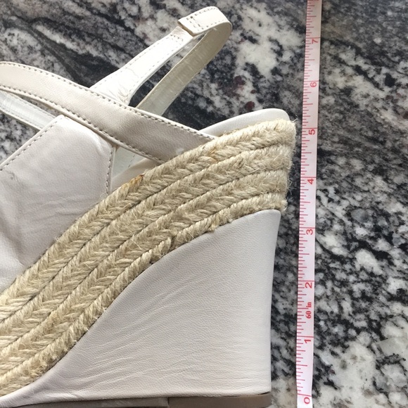 Jessica Simpson Off white platform sandals - Picture 11 of 12